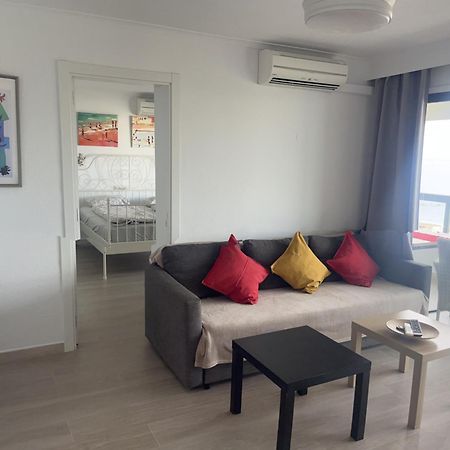 Stunning Apartment 50 Meters From The Sea 贝纳尔马德纳 外观 照片