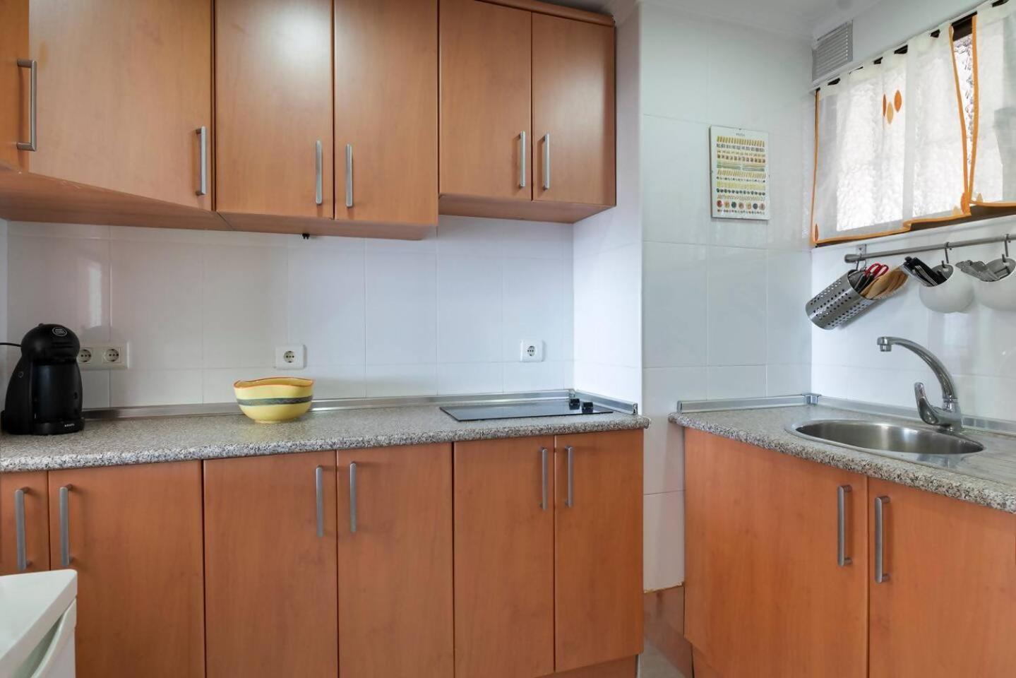 Stunning Apartment 50 Meters From The Sea 贝纳尔马德纳 外观 照片