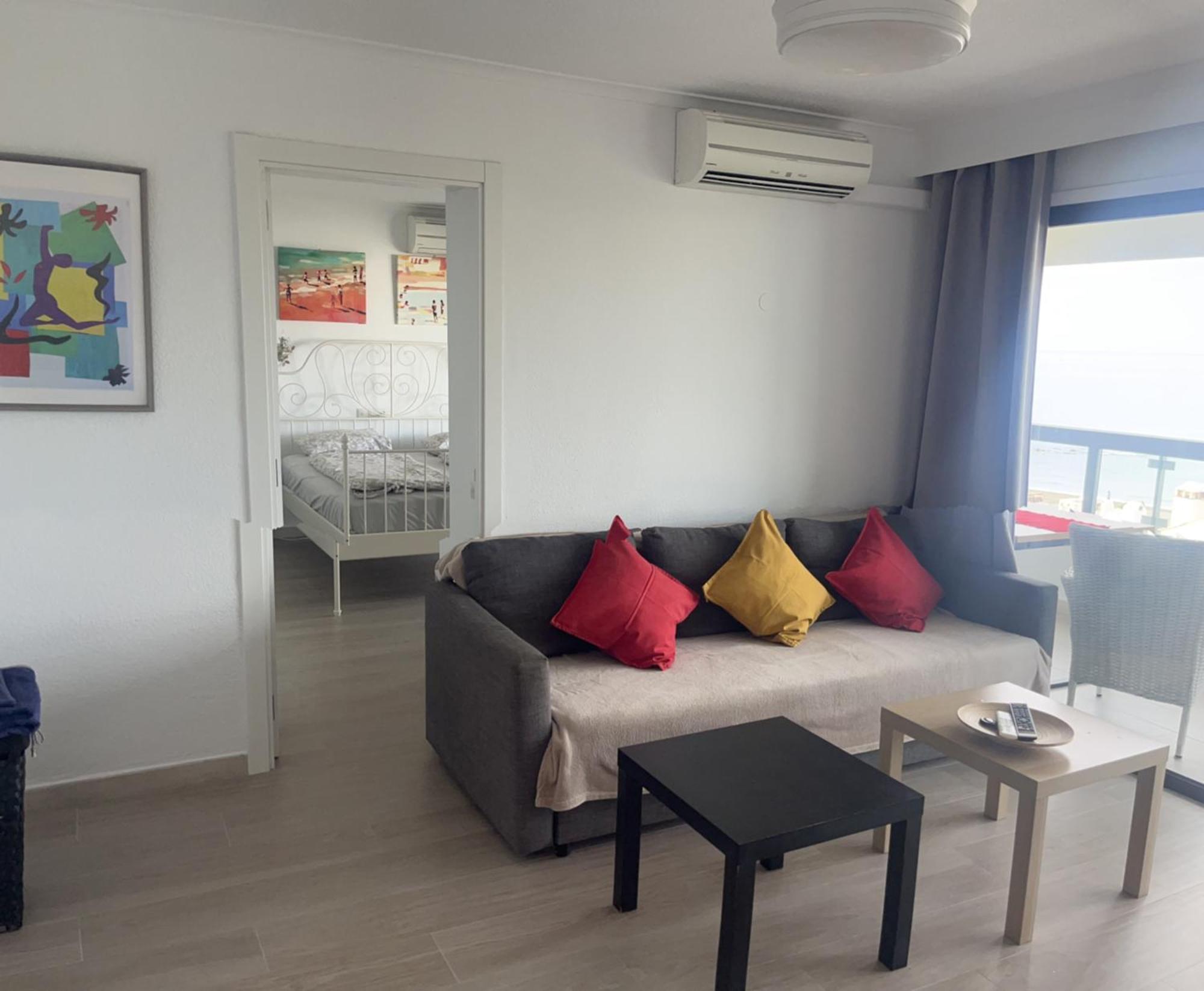 Stunning Apartment 50 Meters From The Sea 贝纳尔马德纳 外观 照片